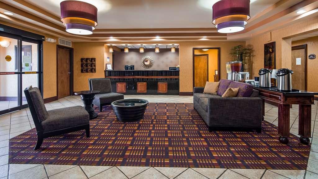 Best Western Plus Midwest Inn & Suites Salina Exterior foto